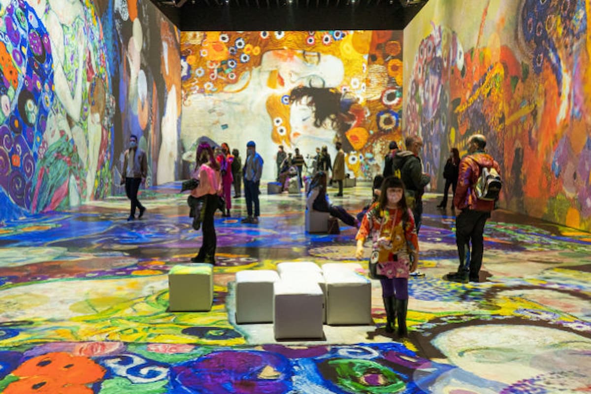 La obra de Klimt revive en una experiencia inmersiva.