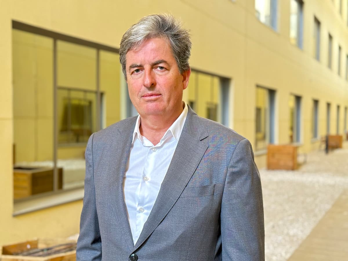 Enrique Sainz, CEO de Mirnax Biosens, en la “Lista 15 Best CEO Urban Beat 2026” al crear Exurbia, un proyecto innovador de biotecnología basado en patentes