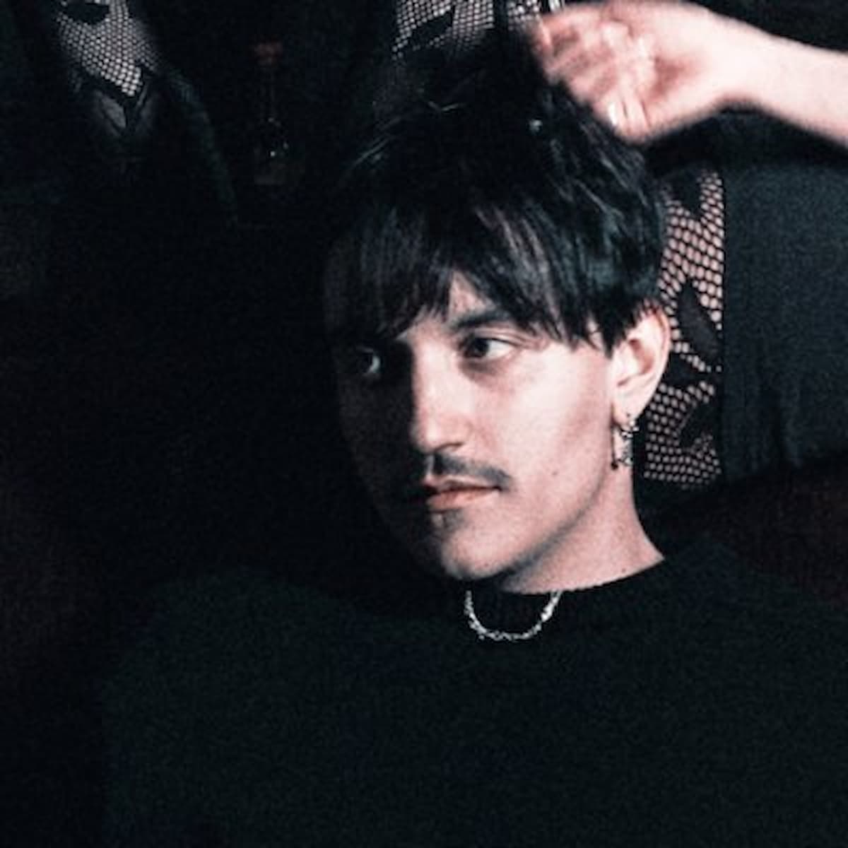 Artemas convierte su universo digital en gira global y redefine el directo contemporáneo