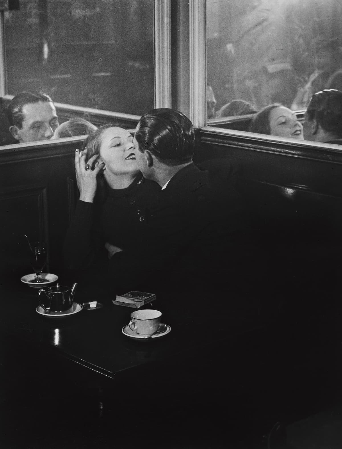 Brassaï descifra los signos secretos de París en el Moderna Museet