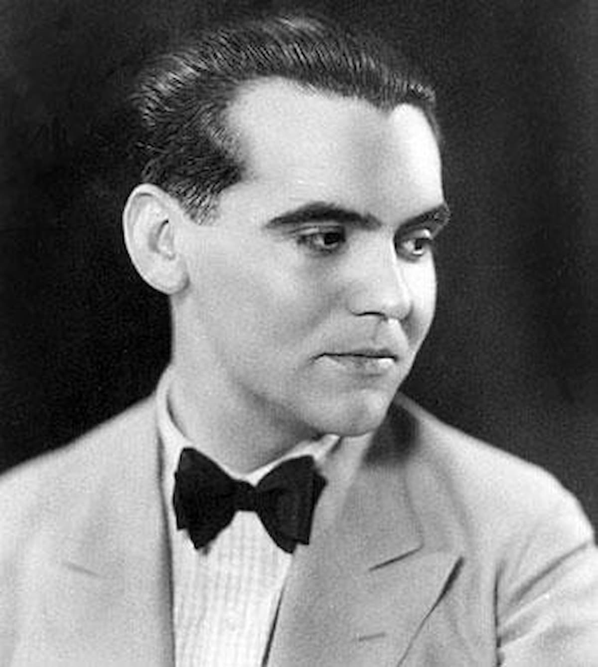 Federico García Lorca sigue desaparecido porque España buscó tarde y mal sobre un mapa trazado por el franquismo
